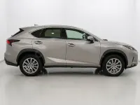 Usado Lexus NX300h Executive Line 197 CV (144 kW) 2019 Beige SUV