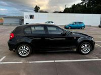 Usado BMW 116 116 CV (85 kW) 2008 Negro Utilitario