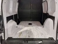 Usado Renault Kangoo 89 kW (122 CV) 2023 Blanco Monovolumen