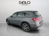 Usado Mercedes GLC300e 320 CV (235 kW) 2021 Gris / plata SUV