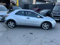 Usado Honda Civic Executive 140 CV (102 kW) 2011 Gris / plata Berlina