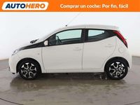 Usado Toyota Aygo X-play 69 CV (50 kW) 2019 Blanco Utilitario