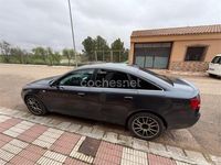 Usado Audi A6 140 CV (102 kW) 2005 Violeta / lila Berlina