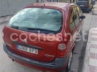Usado Citroën Xsara Picasso 90 CV (66 kW) 2001 Granate Monovolumen