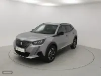 Usado Peugeot 2008 Allure 100 CV (73 kW) 2023 Plateado SUV