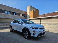 Usado Kia Stonic 101 CV (74 kW) 2025 Blanco SUV