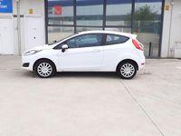Usado Ford Fiesta Trend 86 CV (63 kW) 2019 Blanco Utilitario