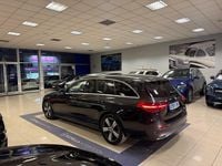 Używany Mercedes C220 200 KM (147 kW) 2022 Szary Kombi