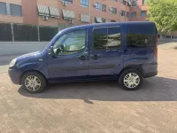 Usado Fiat Doblò Dynamic 105 CV (77 kW) 2009 Azul Monovolumen