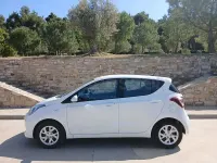 Usado Hyundai i10 66 CV (48 kW) 2019 Blanco Utilitario