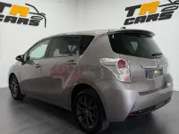 Usado Toyota Verso Advance 147 CV (108 kW) 2016 Gris / plata Monovolumen