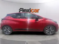 Usado Nissan Micra Acenta 92 CV (67 kW) 2022 Rojo Utilitario