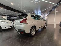 Usado Peugeot 3008 200 CV (147 kW) 2014 Blanco Familiar