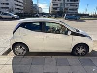 Usado Toyota Aygo X-clusiv 69 CV (50 kW) 2016 Blanco Utilitario
