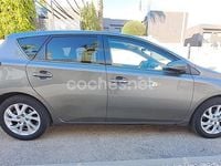 Usado Toyota Auris Active 116 CV (85 kW) 2017 Marrón Berlina
