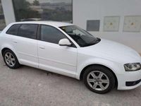 Usado Audi A3 Sportback Attraction 105 CV (77 kW) 2010 Blanco Utilitario