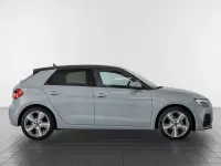 Usado Audi A1 Sportback Advanced Plus 95 CV (69 kW) 2022 Gris Utilitario