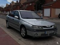 Begagnad Renault Laguna 110 HK (80 kW) 2000 Vit Sedan