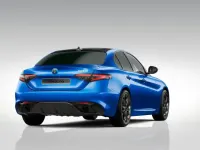 Nuevo Alfa Romeo Giulia Veloce 210 CV (154 kW) 2026 Azul Berlina