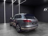 Usado VW Touareg 381 CV (280 kW) 2023 Gris SUV