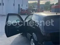 Usado VW Golf IV Highline 105 CV (77 kW) 2003 Negro Berlina