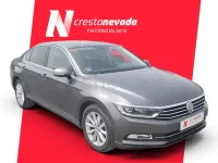 Usado VW Passat Advance 120 CV (88 kW) 2017 Gris / plata Berlina