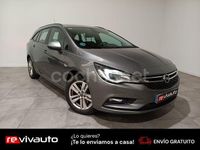 Usado Opel Astra Selective 136 CV (100 kW) 2018 Gris / plata Familiar