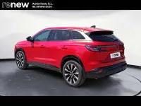 Usado Renault Austral Techno 199 CV (146 kW) 2024 Rojo SUV
