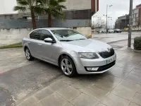 Usado Skoda Octavia Active 110 CV (80 kW) 2016 Gris / plata Familiar