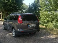 Usado Mazda 5 Active 110 CV (80 kW) 2007 Gris / plata Monovolumen