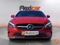 Usado Mercedes CLA220 Shooting Brake 177 CV (130 kW) 2017 Rojo Familiar