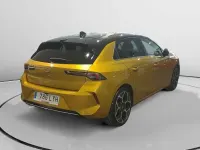 Usado Opel Astra Ultimate 131 CV (96 kW) 2022 Amarillo Utilitario