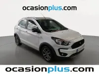 Usado Ford Ka Plus Active 86 CV (63 kW) 2018 Gris plata Utilitario