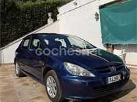 Usado Peugeot 307 110 CV (80 kW) 2004 Azul Berlina