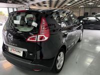 Usado Renault Scénic III Dynamique 110 CV (80 kW) 2012 Negro Monovolumen