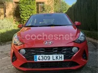 Usado Hyundai i10 66 CV (48 kW) 2020 Rojo Utilitario