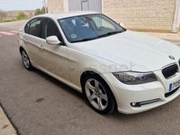 Usado BMW 318 Luxury Line 143 CV (105 kW) 2011 Blanco Berlina