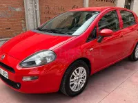 Käytetty Fiat Punto Pop 69 HP (50 kW) 2016 Punainen Viistoperä