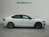 Nuevo Skoda Octavia RS 265 CV (194 kW) 2026 Blanco Berlina