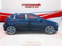Usado Hyundai i20 100 CV (73 kW) 2023 Negro Utilitario