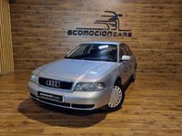 Usado Audi A4 125 CV (91 kW) 1997 Gris / plata Berlina
