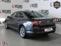 Usado VW Passat Sport 150 CV (110 kW) 2021 Negro Berlina