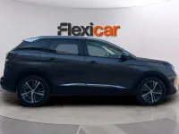 Usado Peugeot 3008 Allure 131 CV (96 kW) 2021 Gris SUV
