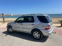 Usado Mercedes ML400 250 CV (183 kW) 2002 Gris / plata SUV