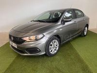 Usado Fiat Tipo Lounge 95 CV (69 kW) 2017 Gris / plata Berlina