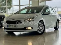 Usado Kia Ceed Sportswagon 110 CV (80 kW) 2014 Blanco Familiar