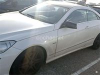 Usado Mercedes E220 170 CV (125 kW) 2011 Blanco Coupe