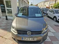 Usado VW Touran Advance 105 CV (77 kW) 2014 Gris / plata Monovolumen