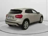 Usado Mercedes GLA200 136 CV (100 kW) 2016 Gris SUV