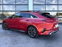 Usado Kia ProCeed GT-Line 160 CV (117 kW) 2022 Granate Familiar